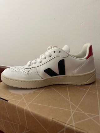 Playeras Veja 