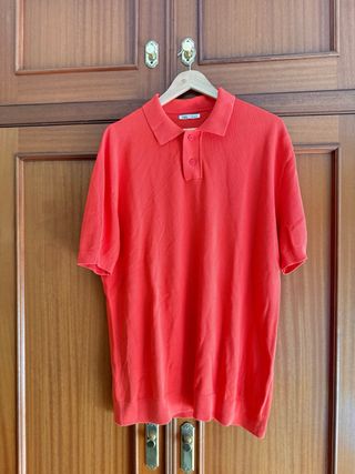 Lote de ropa de Zara y Pull and Bear.