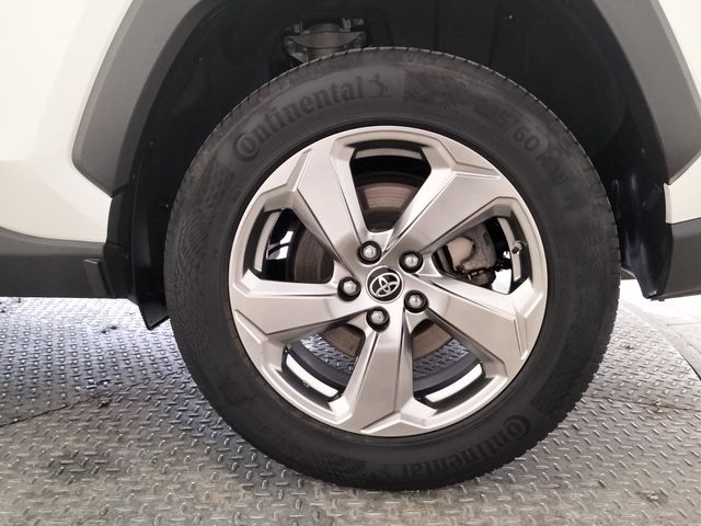 TOYOTA RAV4 220H ADVANCE