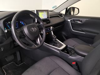 TOYOTA RAV4 220H ADVANCE