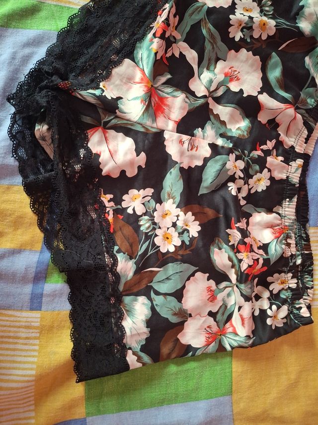 Pantalones cortos florales mujer