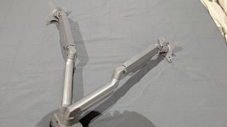 Soporte doble pantalla gris