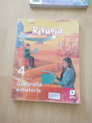 Geografía e Historia. 4 Secundaria. Revuela