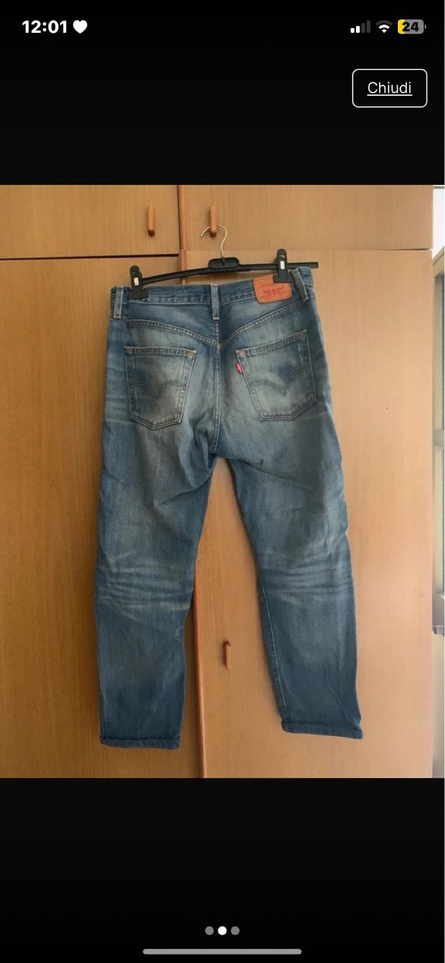 Jeans Levi's strappati