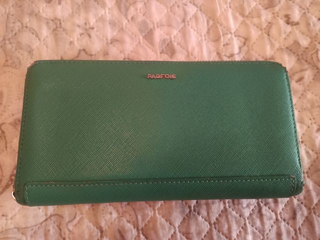 Cartera Parfois verde