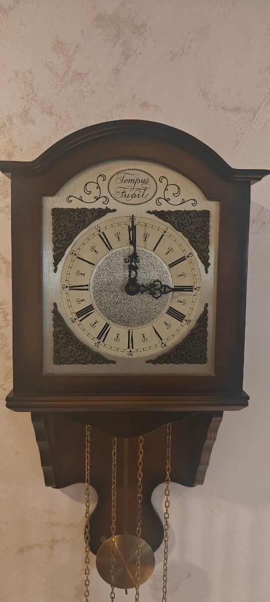 Reloj pared Sars clásico