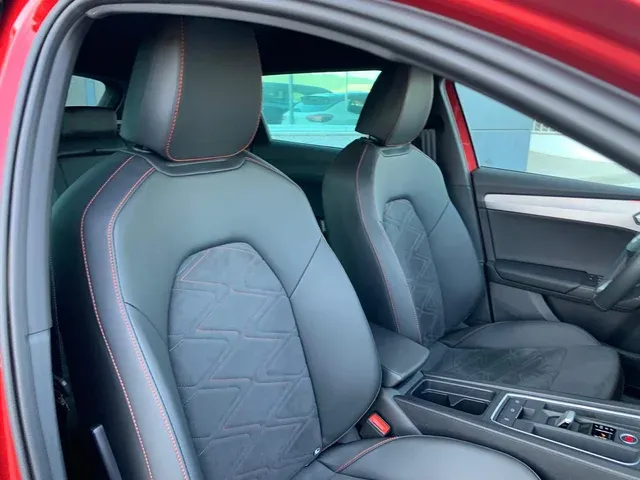 SEAT Leon 2024
