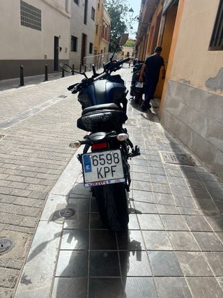 Yamaha MT-07 tracer 700 Azul