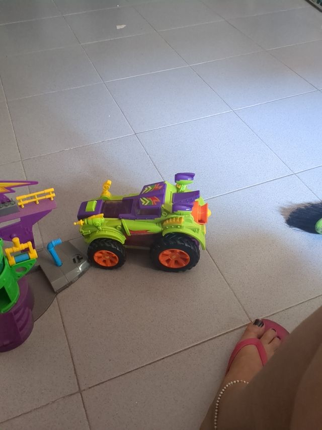 Super Zings: Camión y base