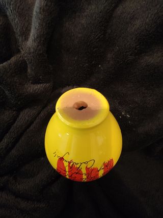 Hucha amarilla de cerámica
