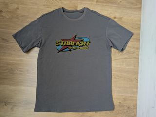 Camiseta gris Starlight Worldwide