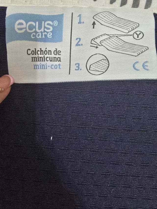 Colchón minicuna Ecus Care + minicuna + sábanas 