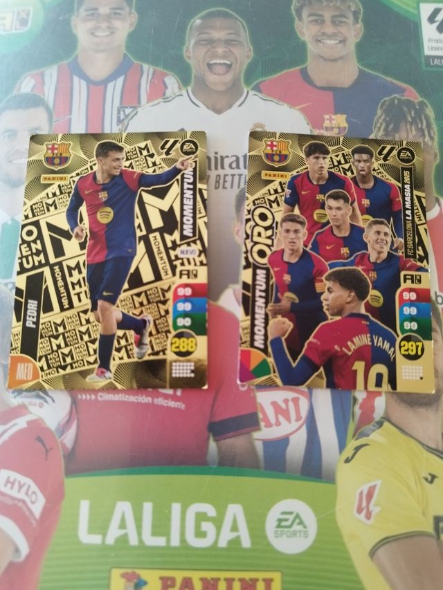 Adrenalyn XL 24-25: 2 cartas Pedri- Momentun oro