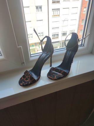 Sandalias Zara - Animal Print
