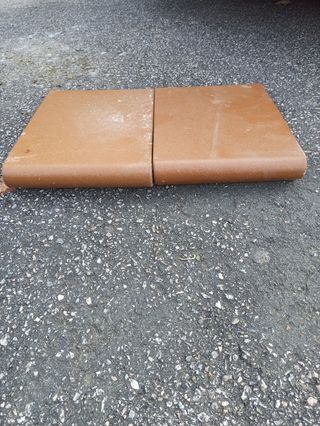 FERROGRES :PELDAÑOS Y AZULEJOS. AUTÉNTICO FERROGR