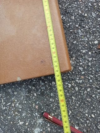 FERROGRES :PELDAÑOS Y AZULEJOS. AUTÉNTICO FERROGR