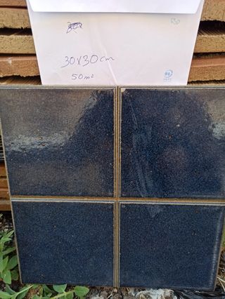 FERROGRES :PELDAÑOS Y AZULEJOS. AUTÉNTICO FERROGR