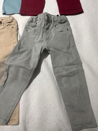 6 pantalones niño Zara/Hormiga y Simona 3-4 años