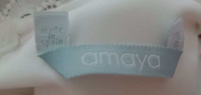 Vestido comunión niña blanco con cinturón lila .