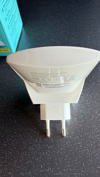 tp-link N300 Wi-Fi Extender