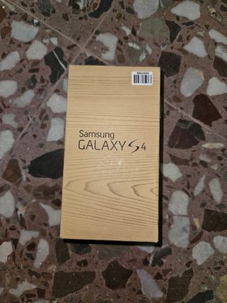 Samsung Galaxy S4 - Caja