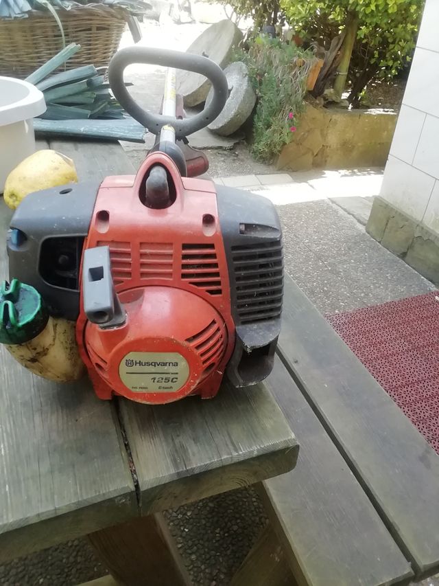 Desbrozadora Husqvarna 128C