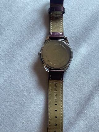 Reloj Guess morado con purpurina