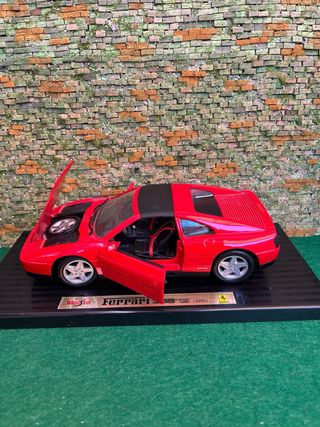 Ferrari 348 TS (1990) – Escala 1:18