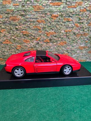 Ferrari 348 TS (1990) – Escala 1:18