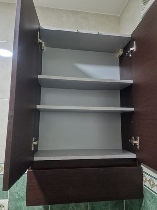 Mueble baño marrón