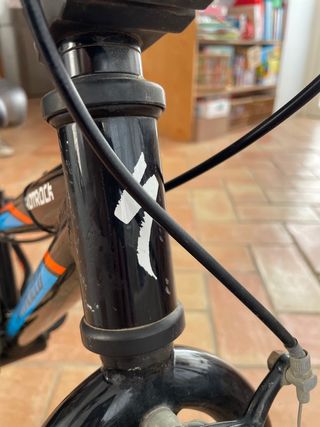 Bicicleta Specialized Hotrock 16" niño