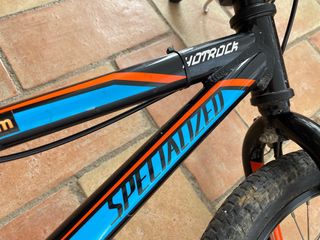 Bicicleta Specialized Hotrock 16" niño