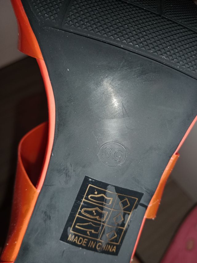 Zapatos tacón naranja