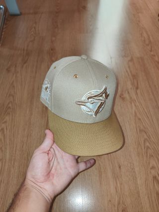 Gorra New Era LEER descripción 
