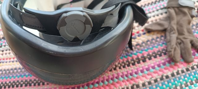 Casco equitación 48-52cm + guantes