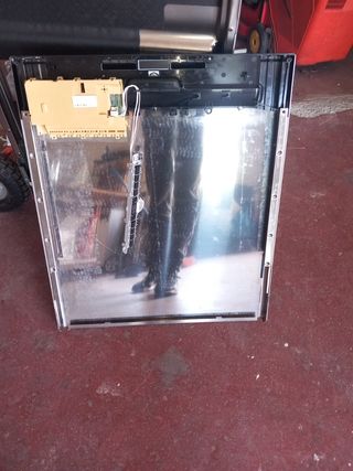 Puerta para lavavajillas Whirlpool 8511 590 01120