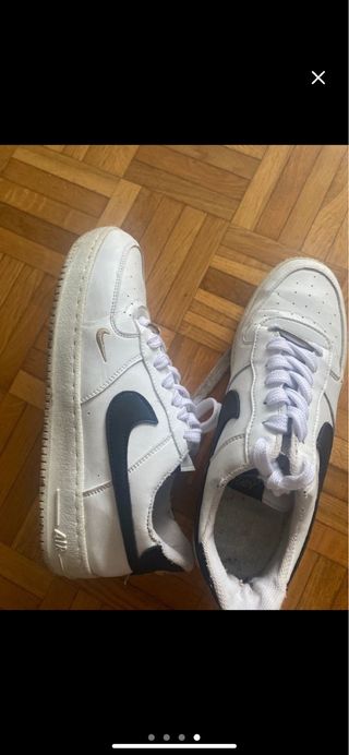 Nike Air Force 1 - Blancas y Negras