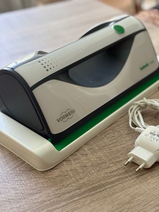 Robot limpia ventanas Kobold VG100