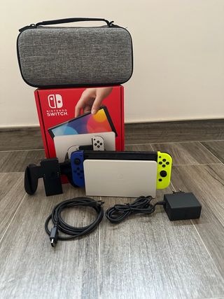 Nintendo Switch OLED - Excelente estado