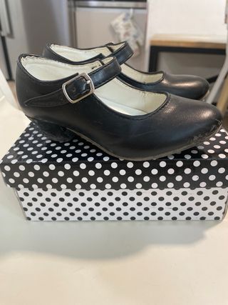 Zapatillas flamenco niña negras
