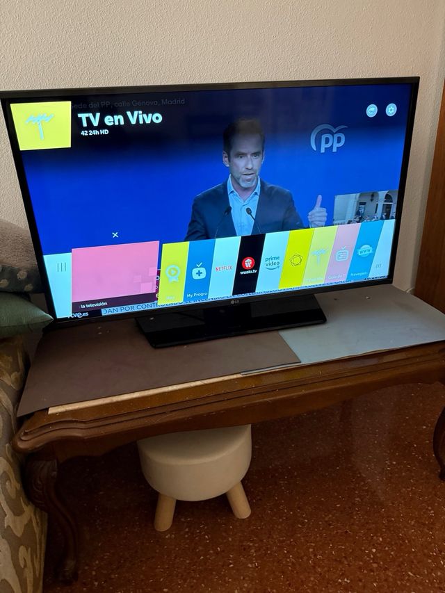 TV LG 42" HD - Televisión
