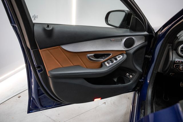 Mercedes-Benz Clase C C300e AMG Line IVA DEDUCIBLE