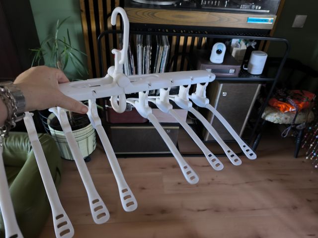 Perchas multi-colgadores blancas