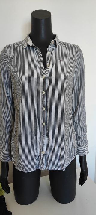 Camisa Tommy Hilfiger rayas blancas y azules