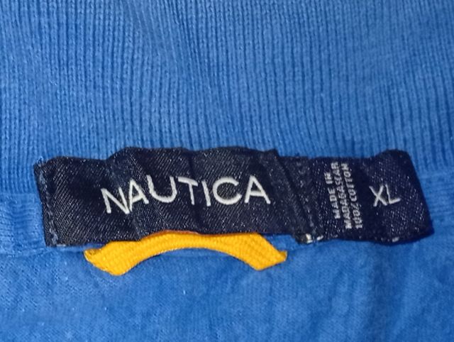 Polo Nautica azul a rayas