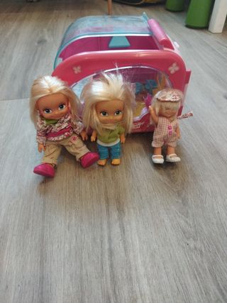 3 Muñecas Barriguitas + caravana