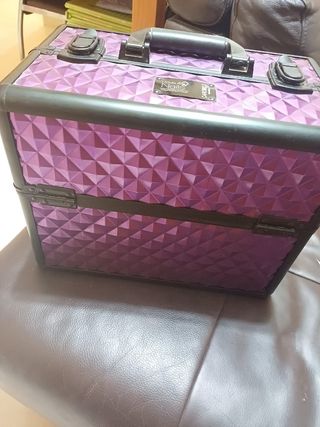 Maleta maquillaje - Negra y morada