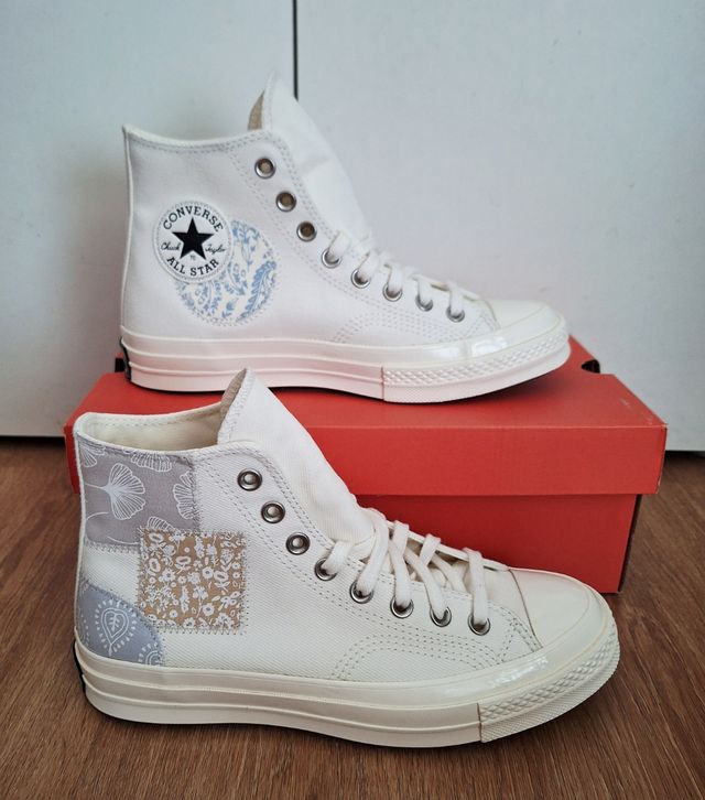 Converse Chuck Taylor bianche