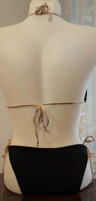 Bikini negro y dorado