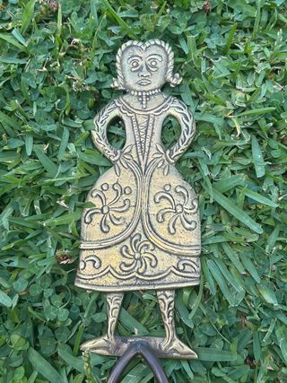 Perchero bronce antiguo